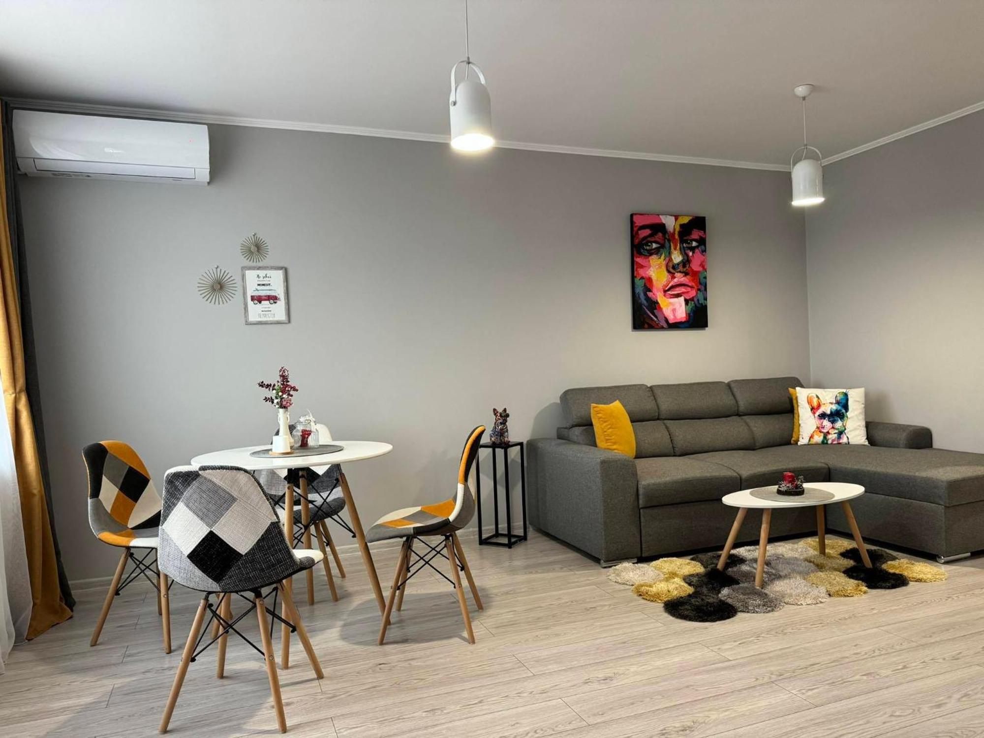 Stadium Apartments 大特尔诺沃 外观 照片